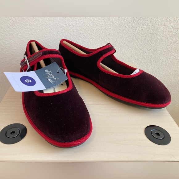 Universal Thread Velvet Mary Jane Flats - Burgundy and Red - Picture 2 of 10